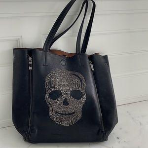 Kimberly Model Shoreditch Black bag with Gunmetal crystal skull GORGEOUS